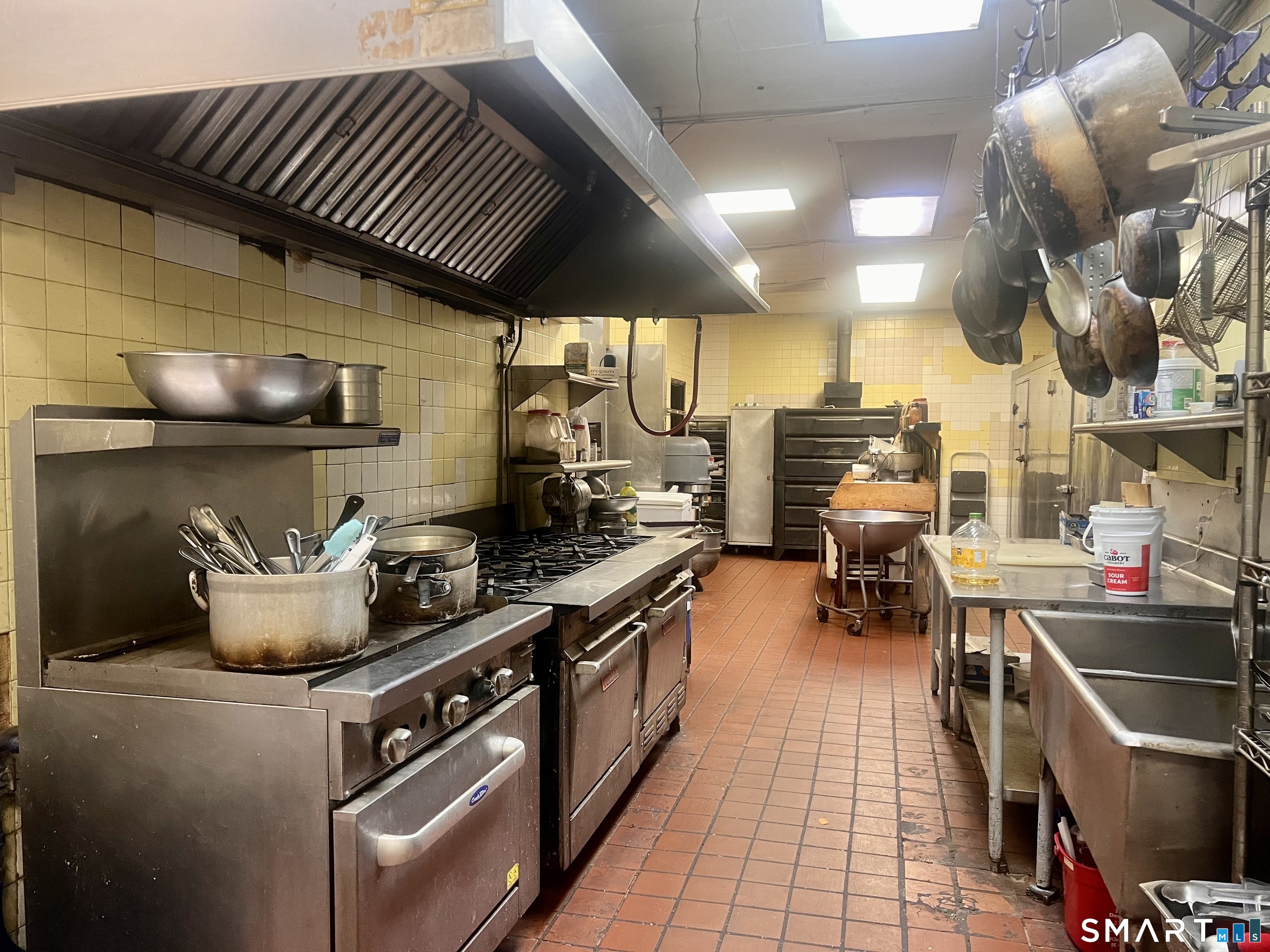 1209 Main Street East Hartford CT 06108