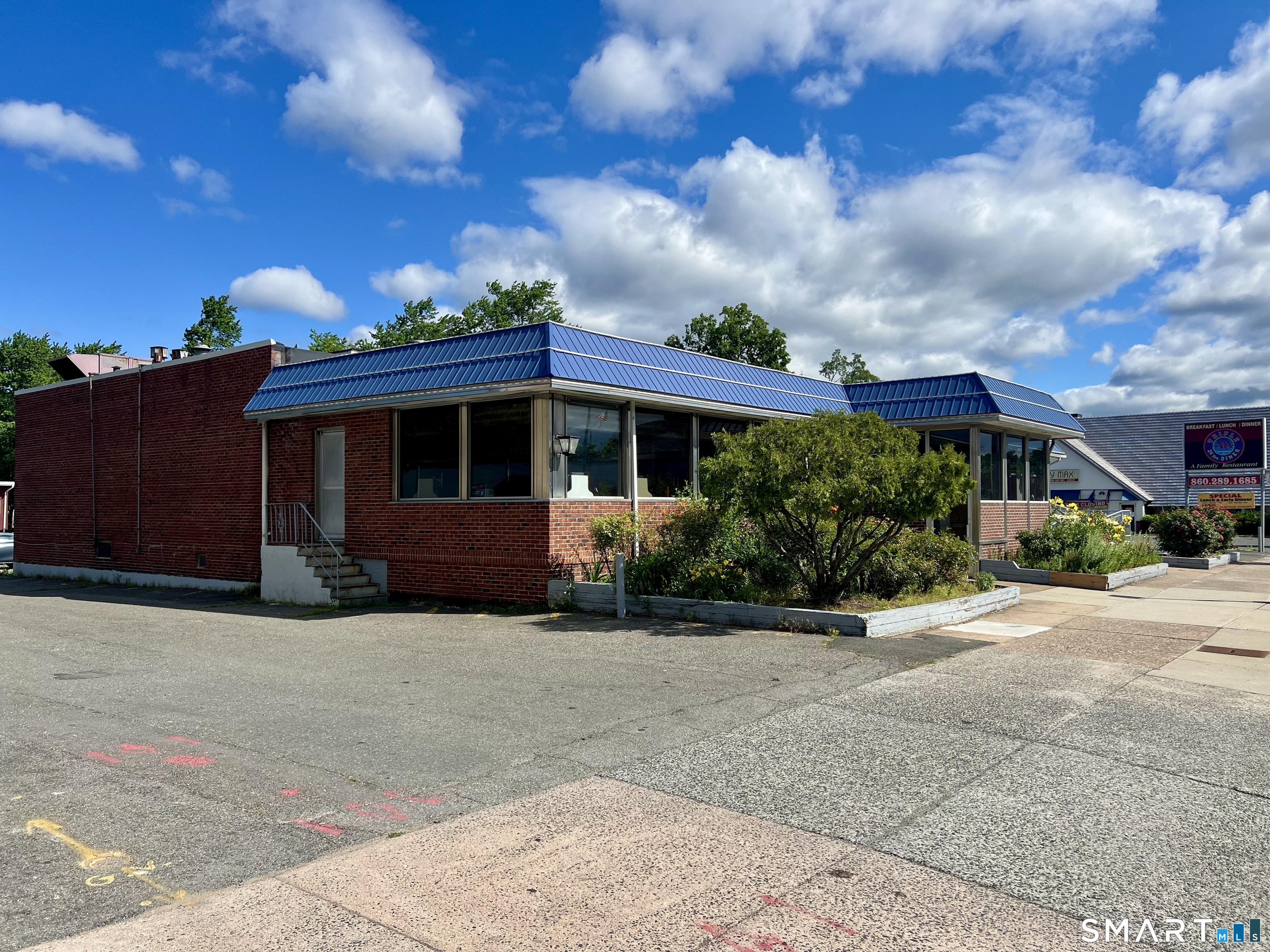 1209 Main Street East Hartford CT 06108