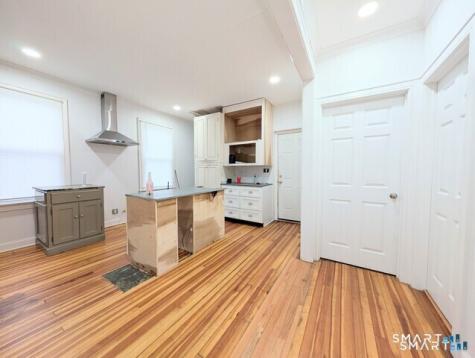 1757 East Main Street Bridgeport CT 06610