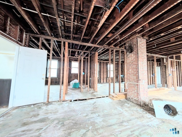 1757 East Main Street Bridgeport CT 06610