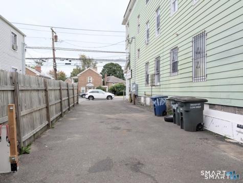 1757 East Main Street Bridgeport CT 06610