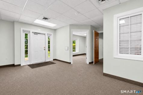 45 West Main Street Avon CT 06001