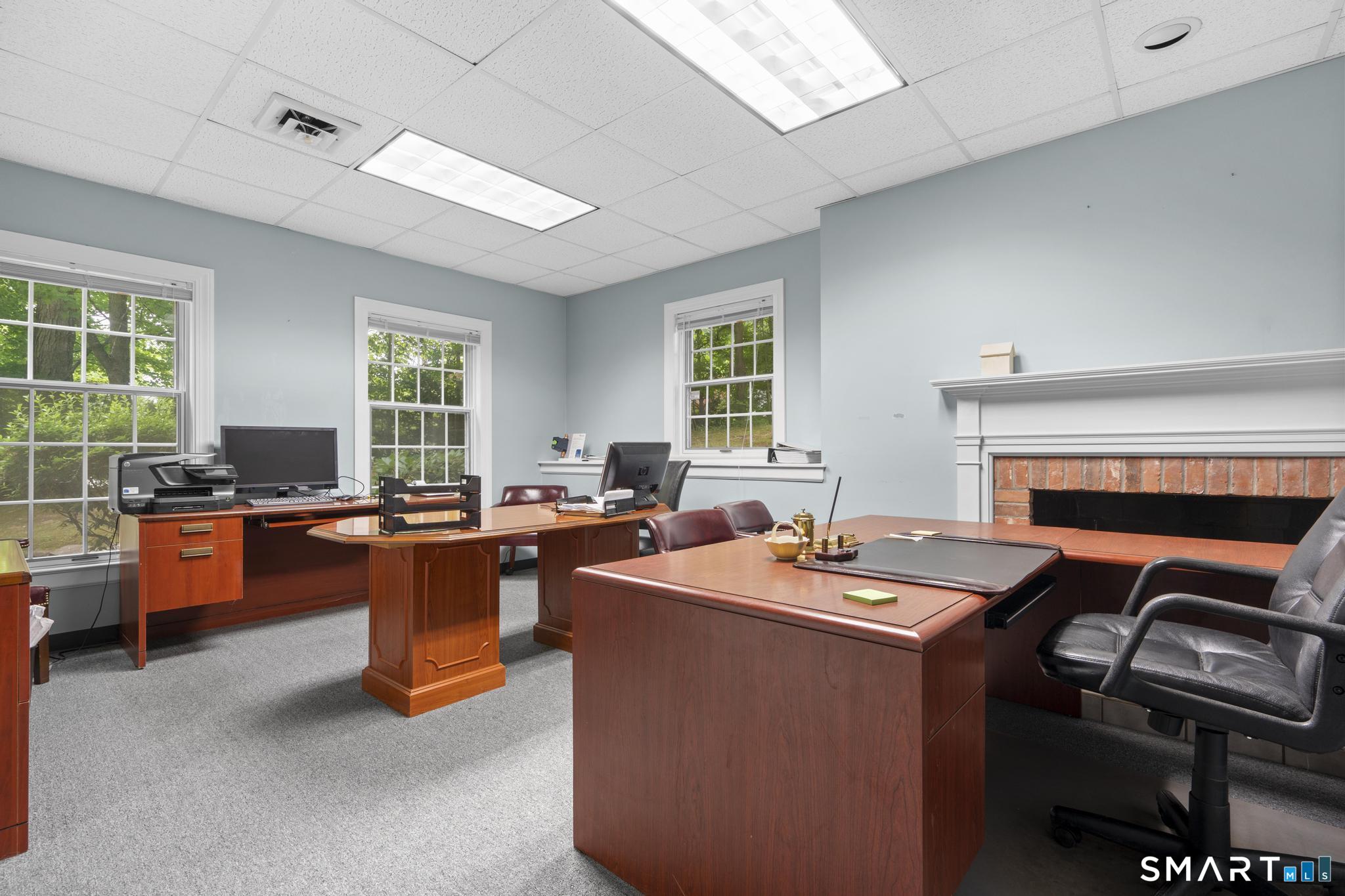 45 West Main Street Avon CT 06001