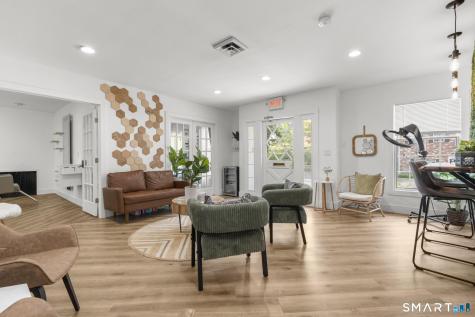 45 West Main Street Avon CT 06001