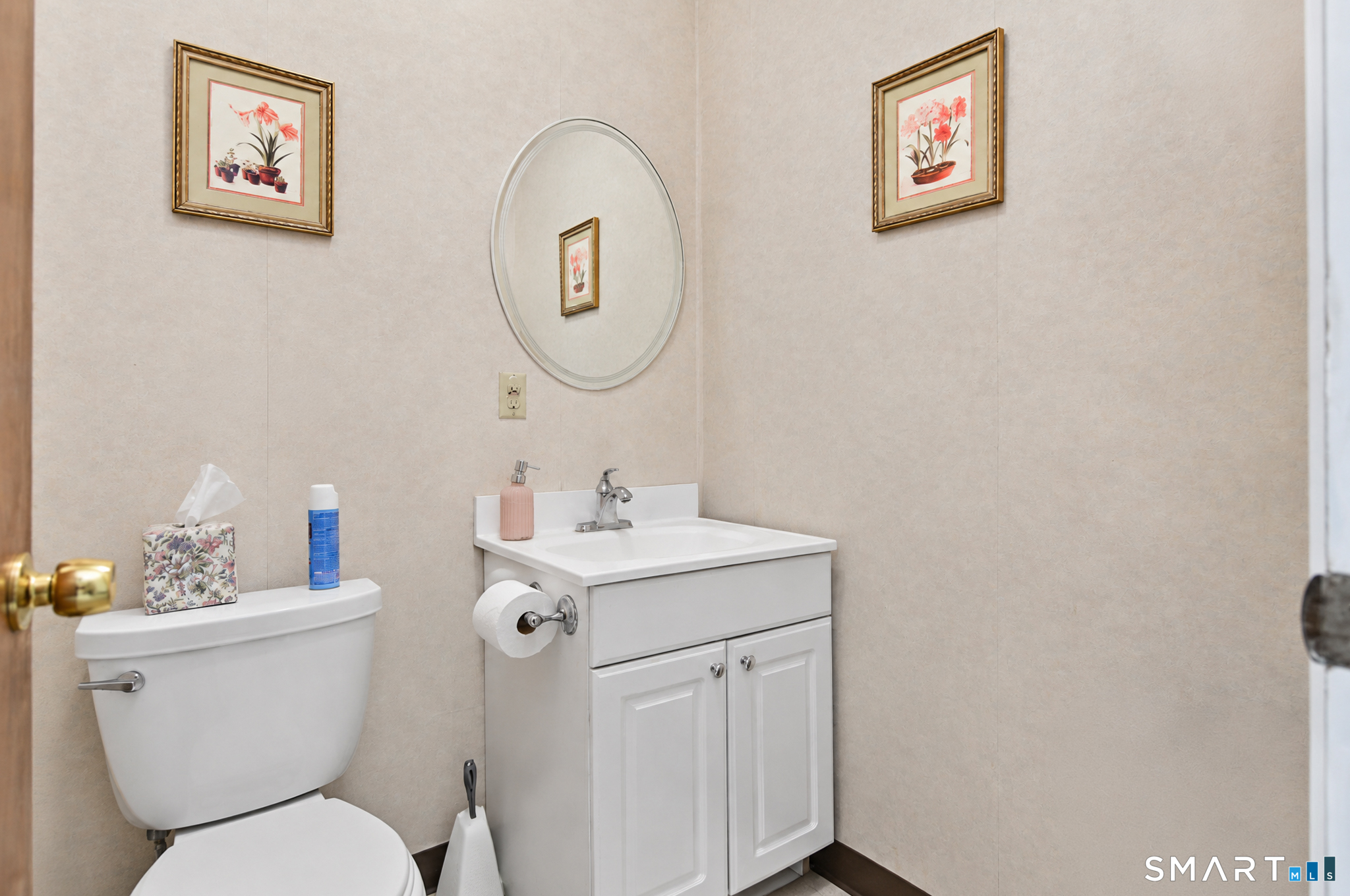 246 Federal Road Brookfield CT 06804