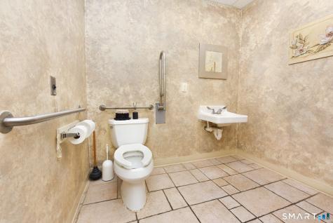 4143 Main Street Bridgeport CT 06606