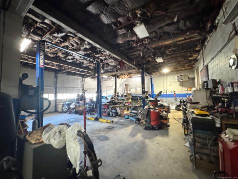 404 New Hartford Road Barkhamsted CT 06063