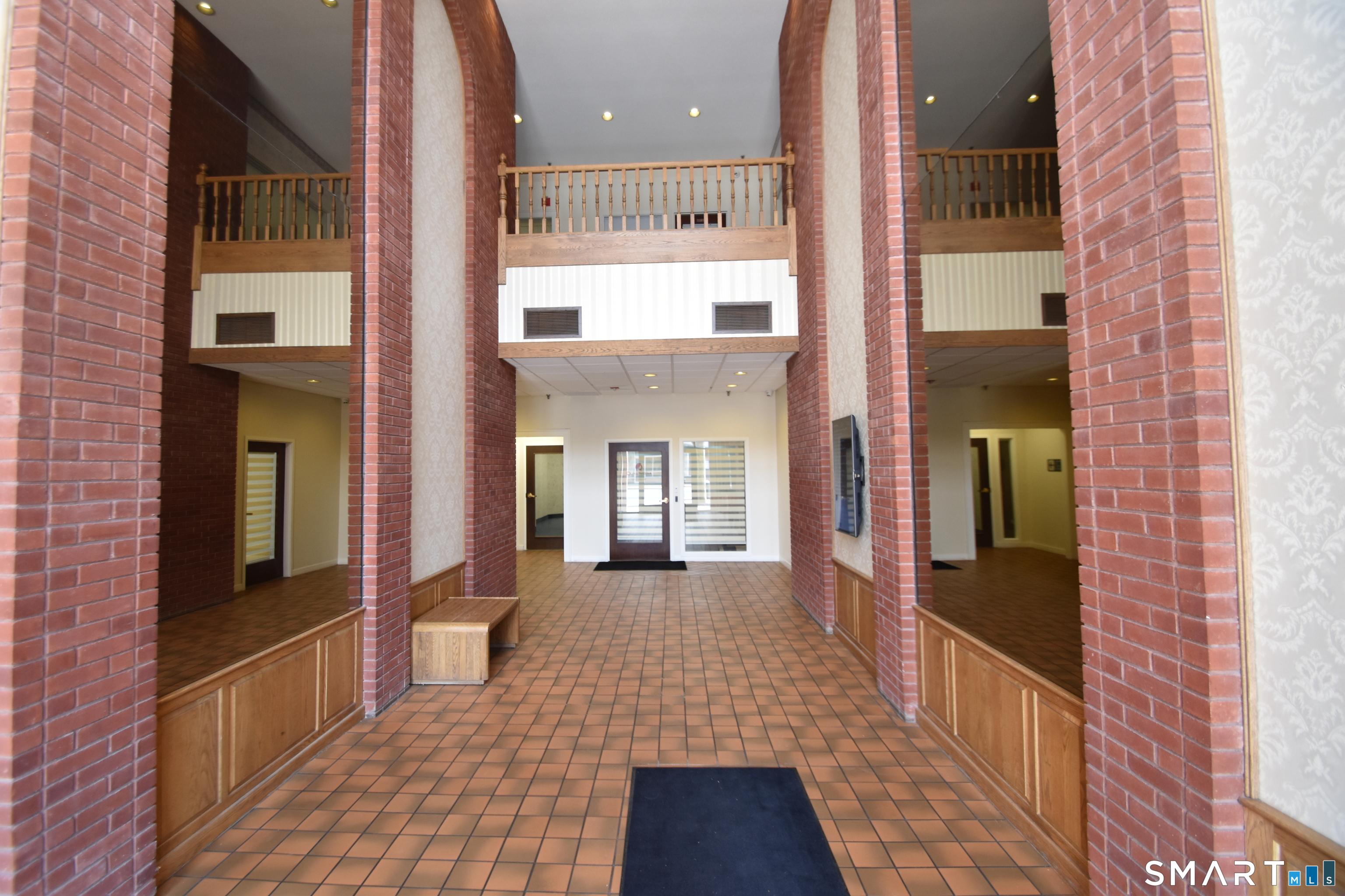 935 Main Street Manchester CT 06040