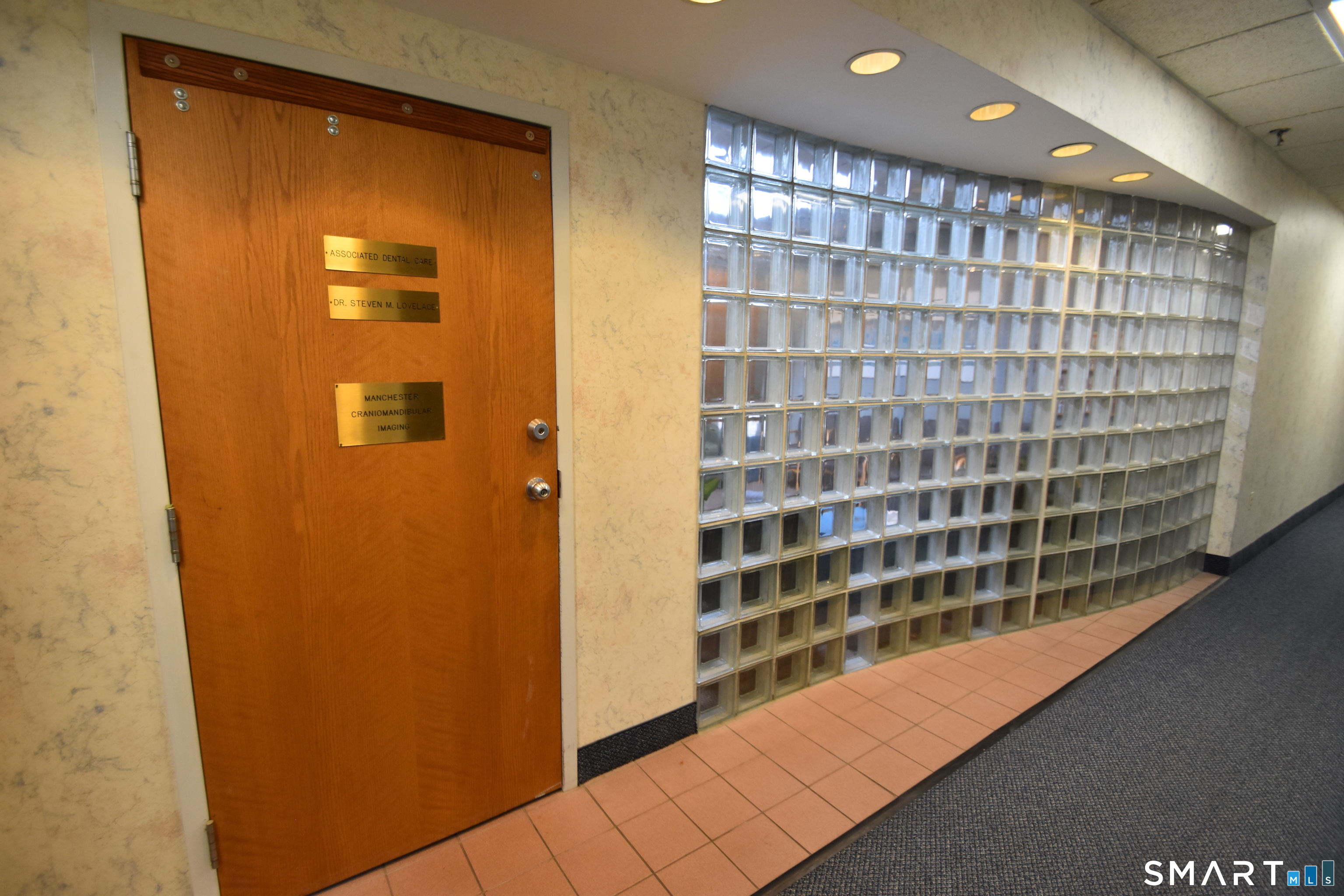 935 Main Street Manchester CT 06040