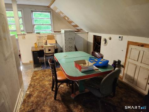 2239 Route 32 Montville CT 06382