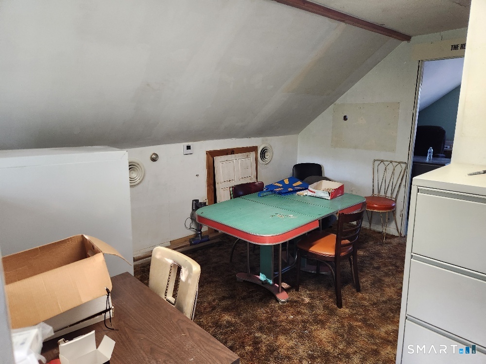 2239 Route 32 Montville CT 06382