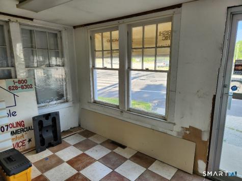 2239 Route 32 Montville CT 06382