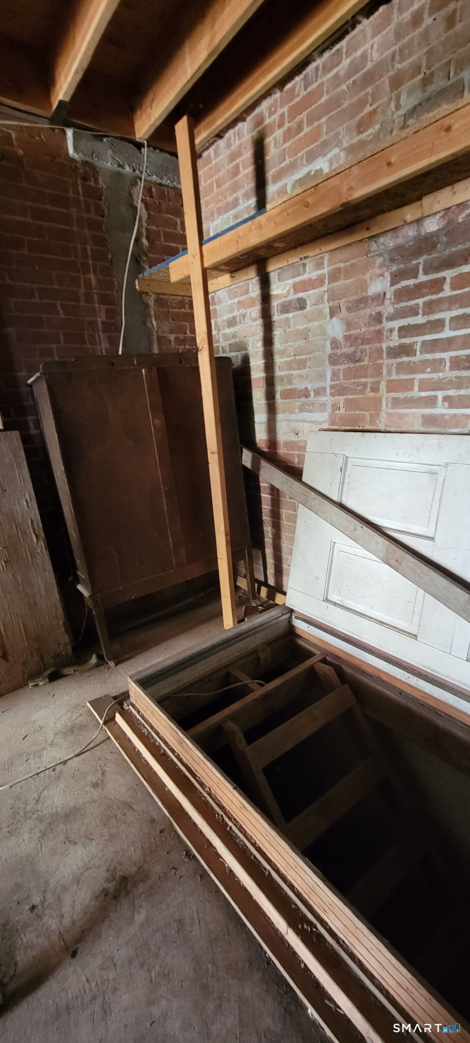 16 East Pearl Street Torrington CT 06790