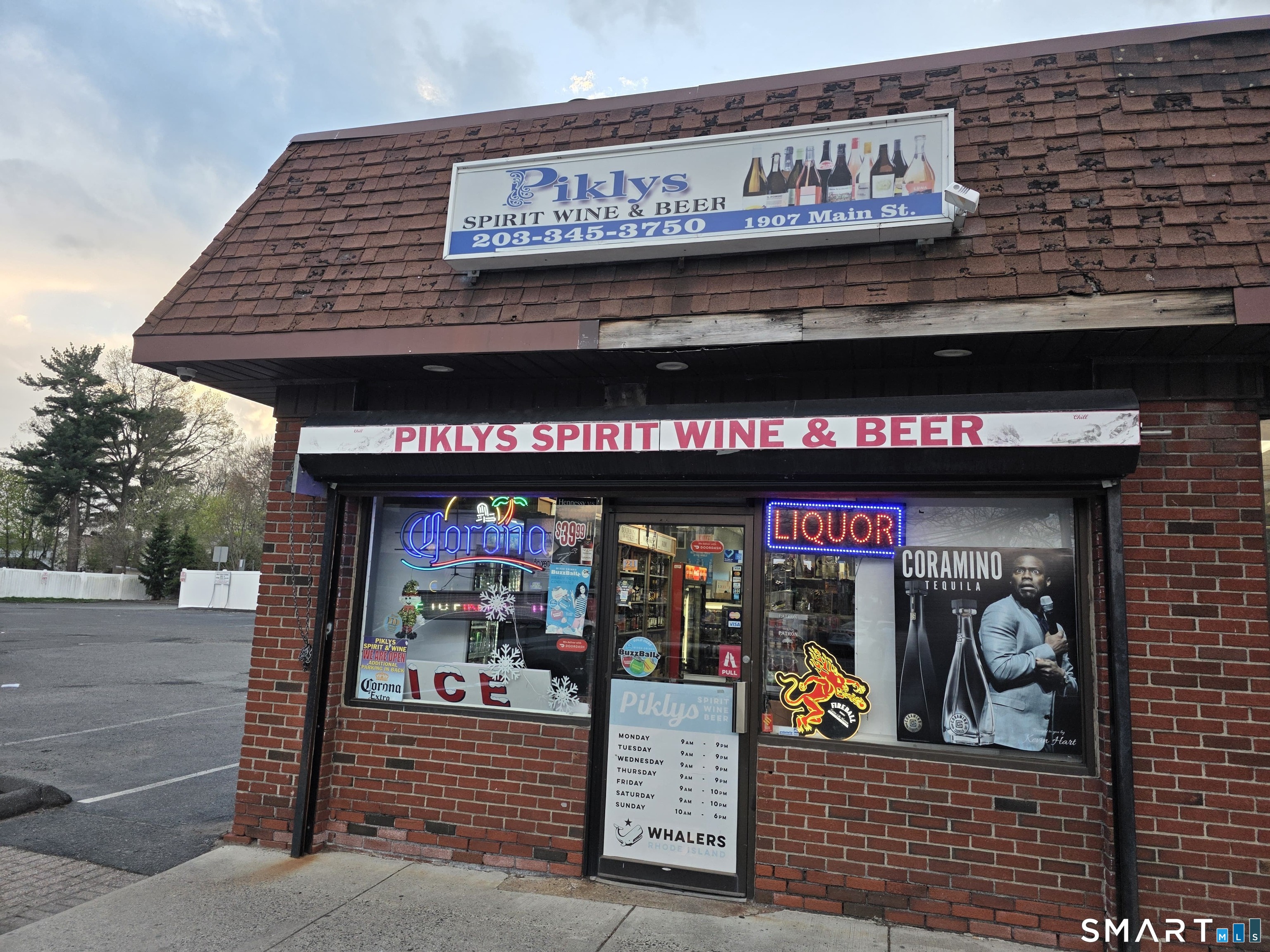 1907 Main Street Stratford CT 06615