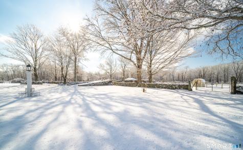 1189 Pequot Trail Stonington CT 06378