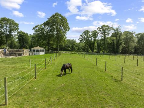 1189 Pequot Trail Stonington CT 06378