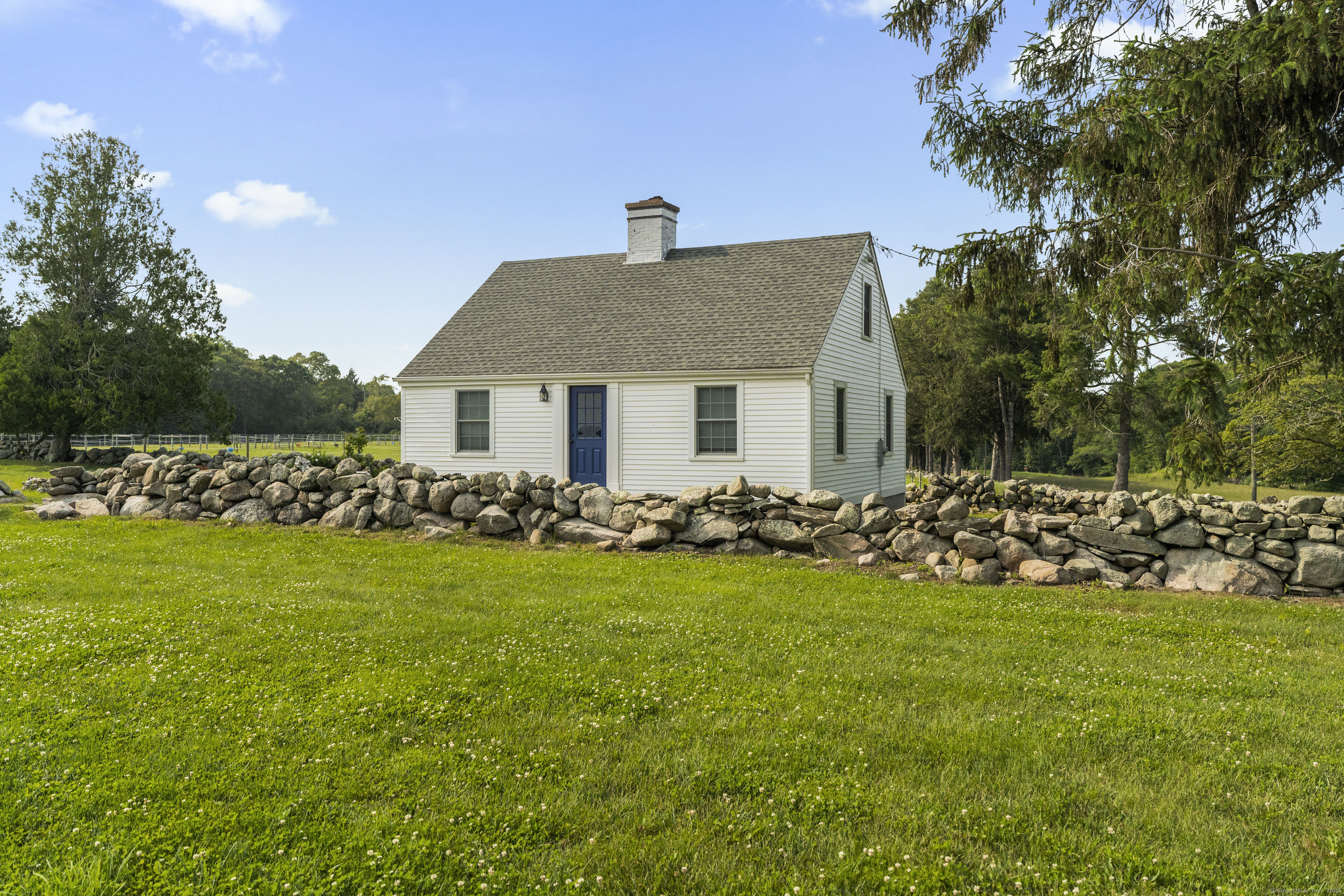 1189 Pequot Trail Stonington CT 06378