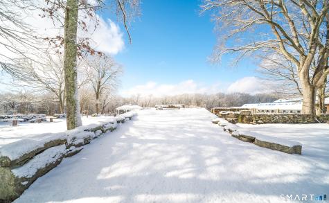 1189 Pequot Trail Stonington CT 06378