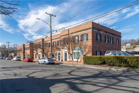 39 Pine Street New Canaan CT 06840