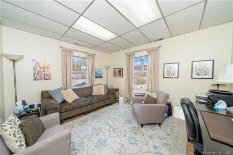 39 Pine Street New Canaan CT 06840