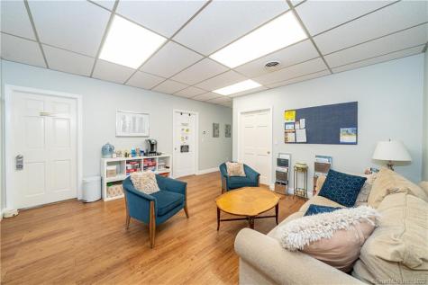 39 Pine Street New Canaan CT 06840