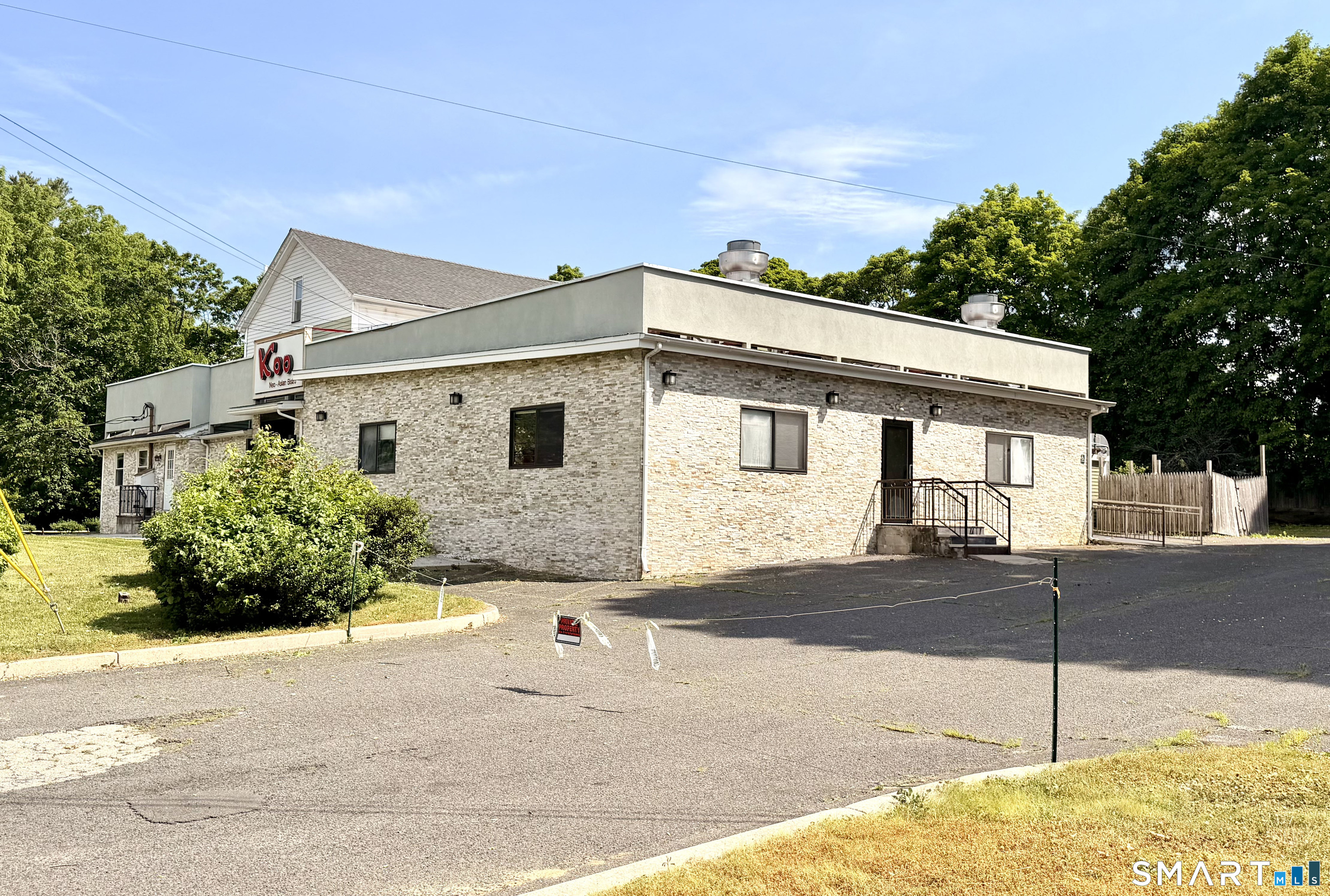 29 East Pembroke Road Danbury CT 06811