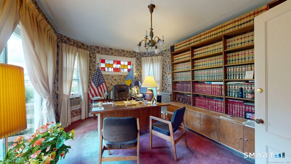 8 West High Street East Hampton CT 06424