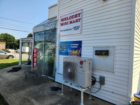 458 Ocean Avenue New London CT 06320