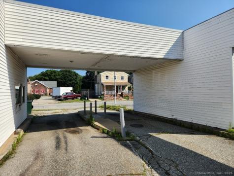 458 Ocean Avenue New London CT 06320