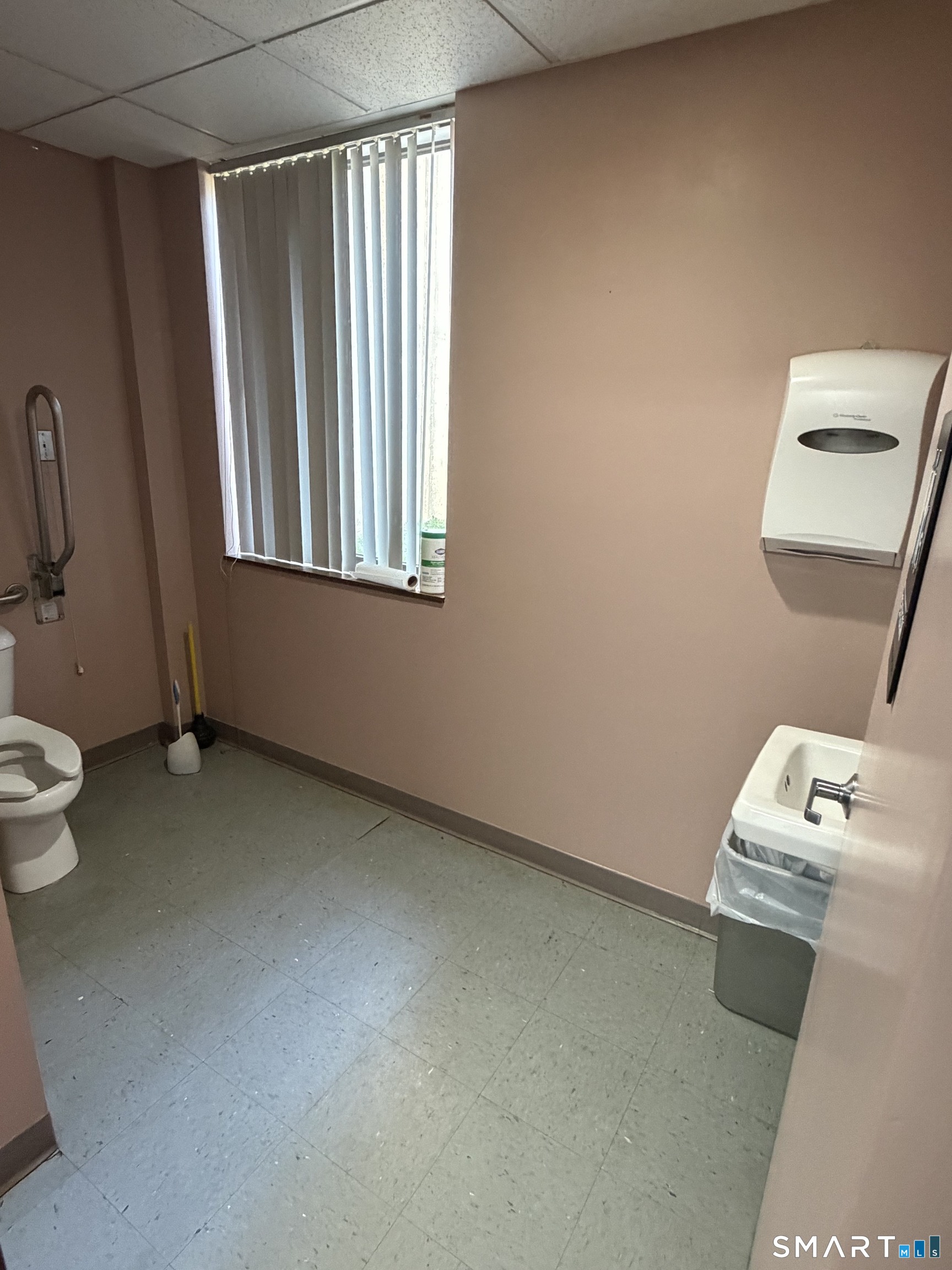 12 Case Street Norwich CT 06360