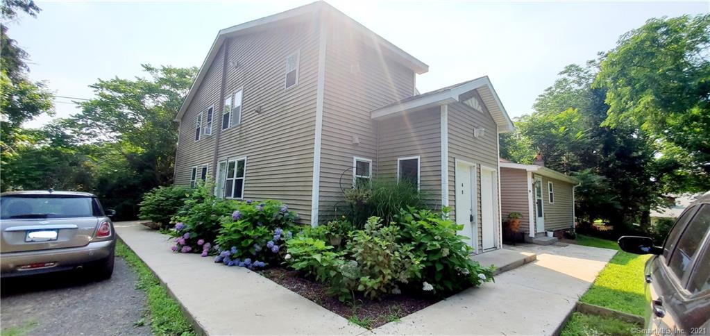 53 Twin Lakes Road North Branford CT 06471