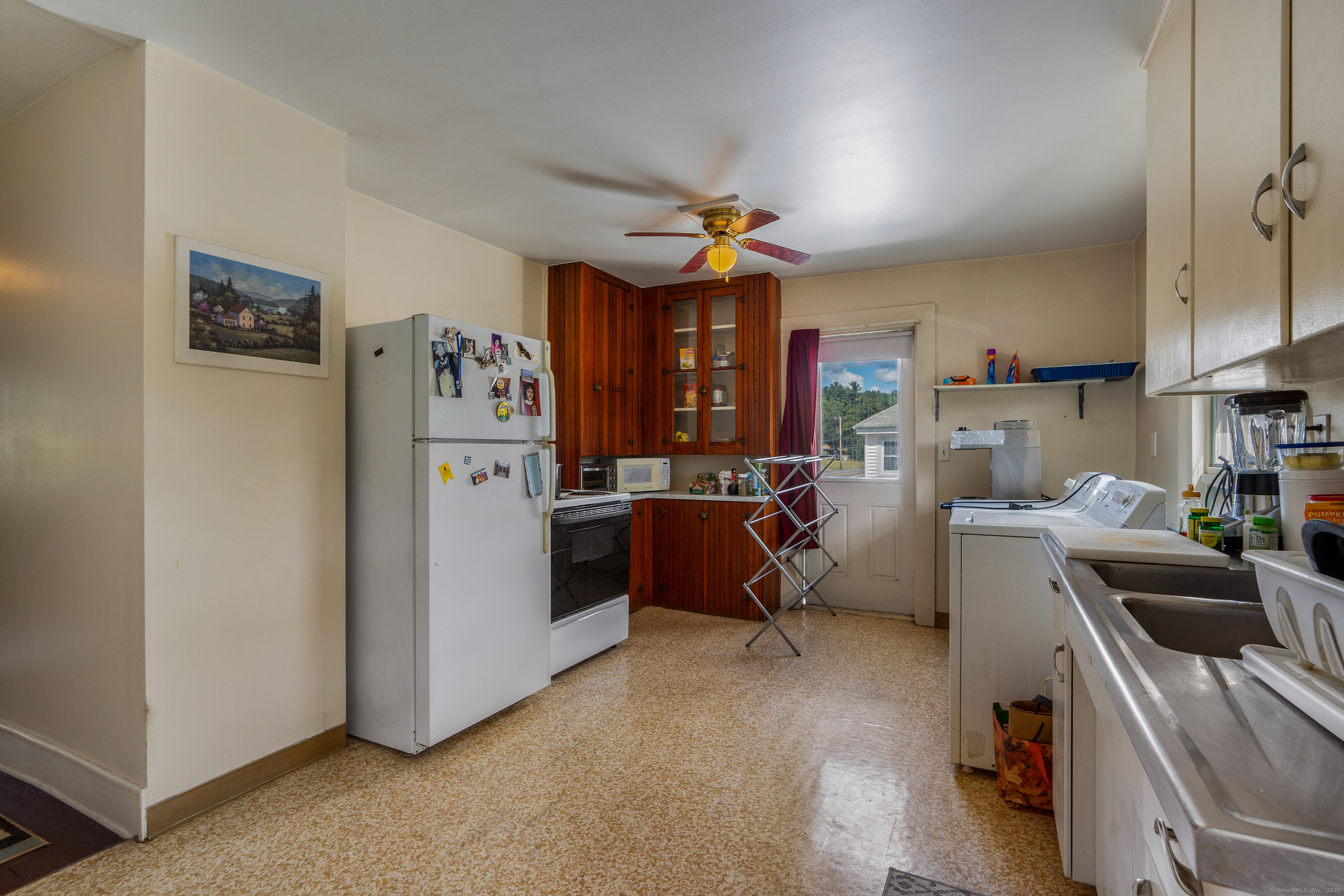 368 Hopmeadow Street Simsbury CT 06089