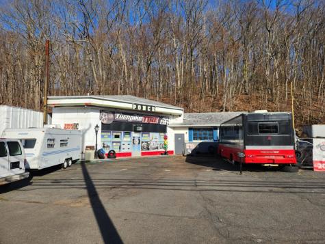 1979 North Broad Street Meriden CT 06450