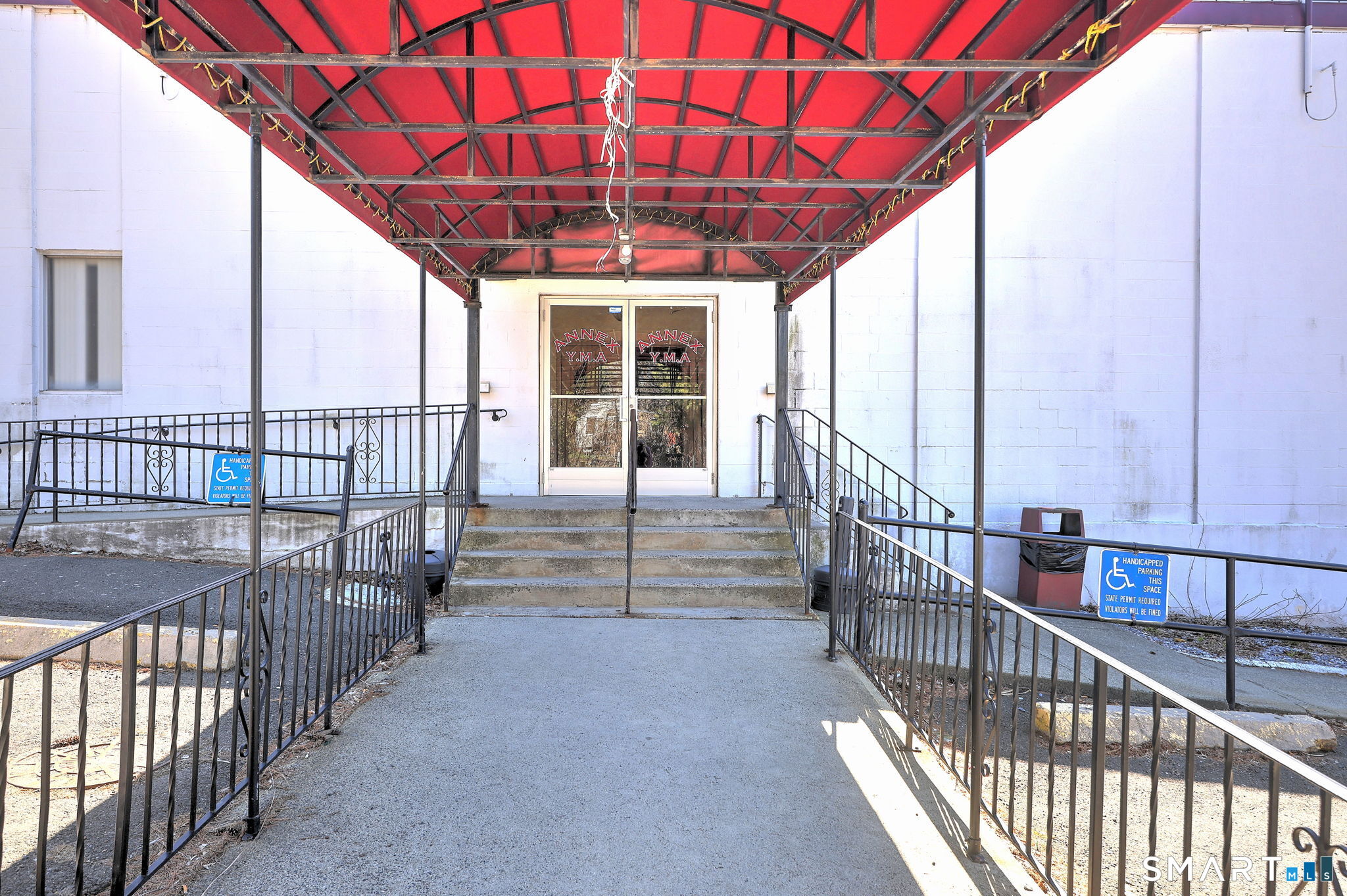 560 Woodward Avenue New Haven CT 06512