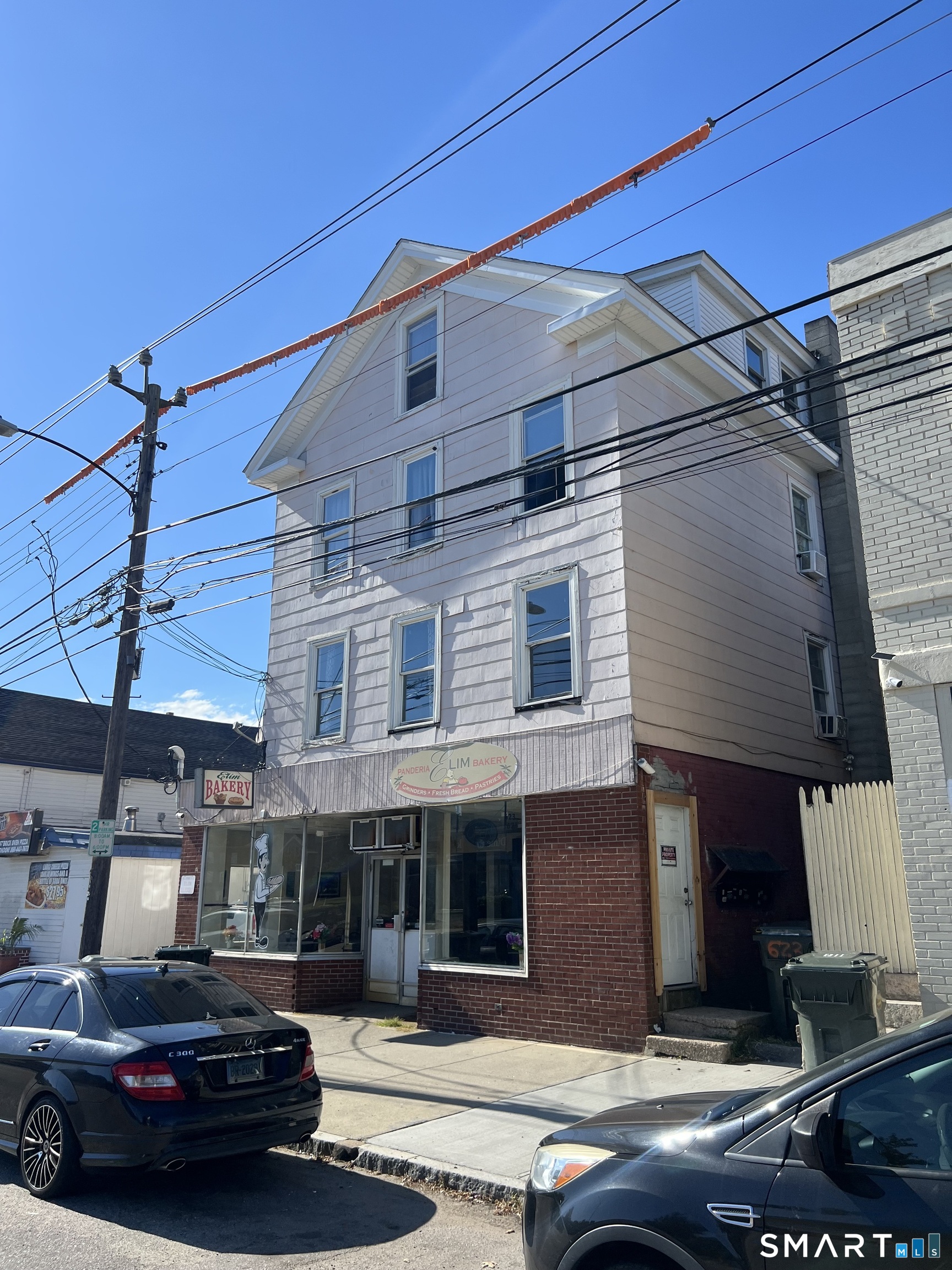 623-625 Bank Street New London CT 06320