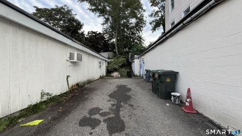623-625 Bank Street New London CT 06320