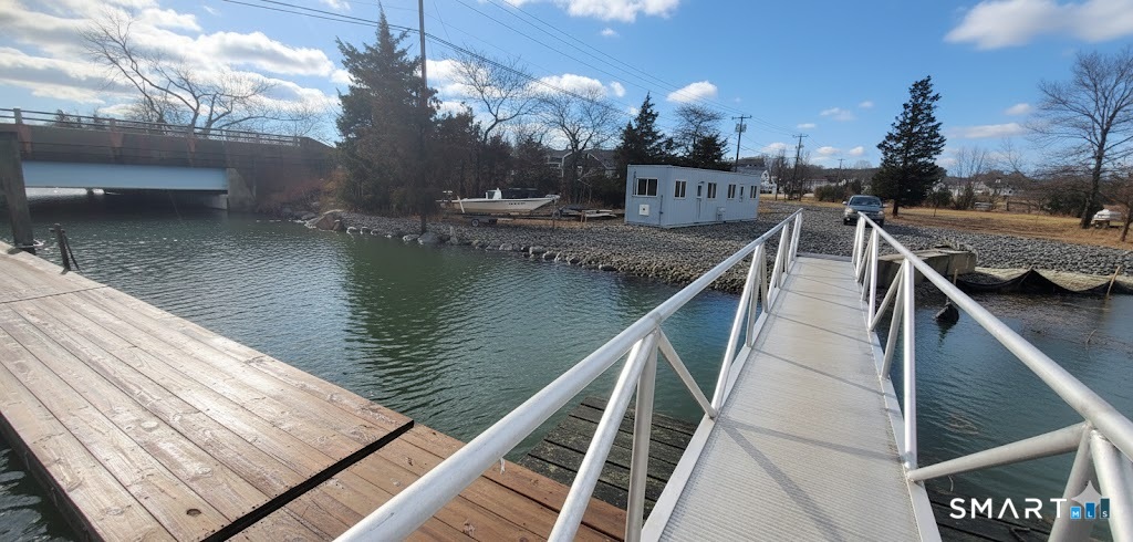 4 Boston Post Road Madison CT 06443