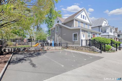 246 Lenox Avenue Bridgeport CT 06605