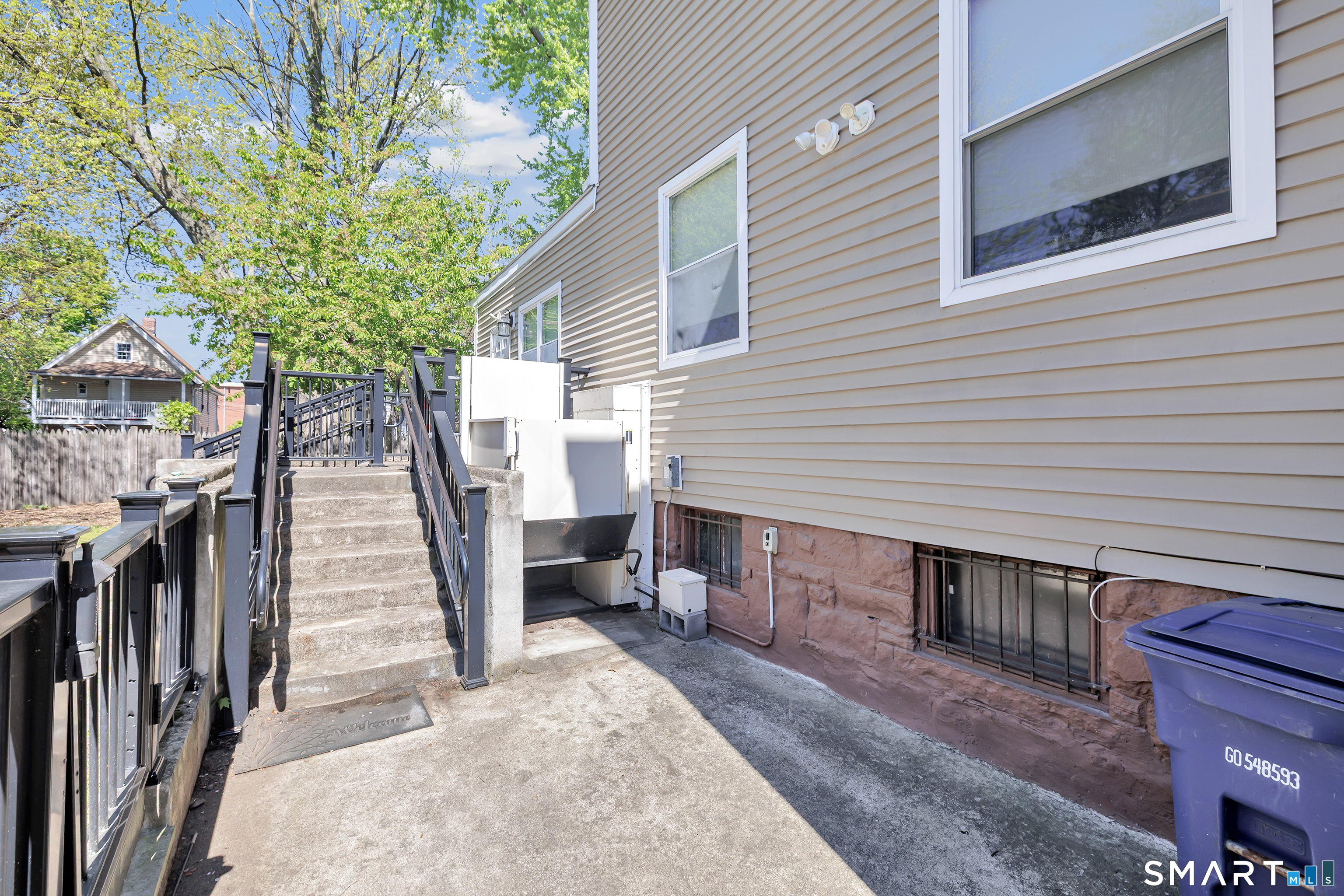 246 Lenox Avenue Bridgeport CT 06605