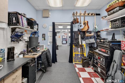 1648 Whitney Avenue Hamden CT 06517