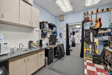 1648 Whitney Avenue Hamden CT 06517
