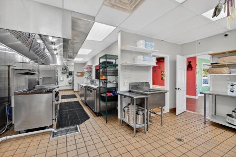 742 Amity Road Bethany CT 06524