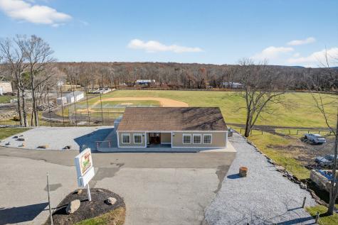 742 Amity Road Bethany CT 06524