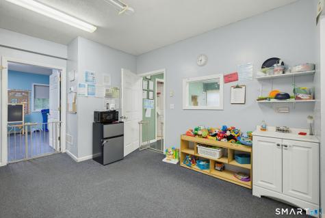 605 Foxon Road North Branford CT 06471