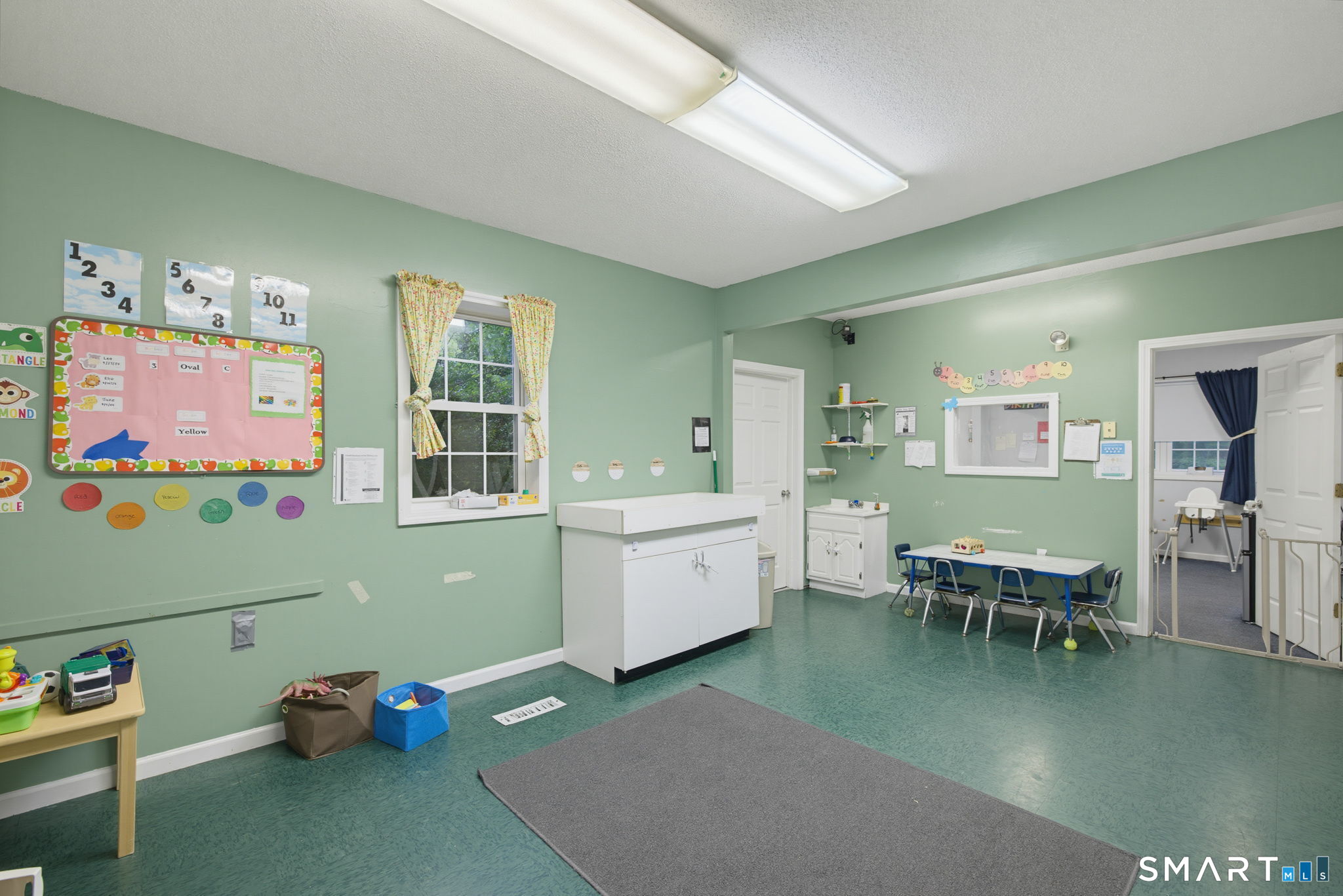 605 Foxon Road North Branford CT 06471