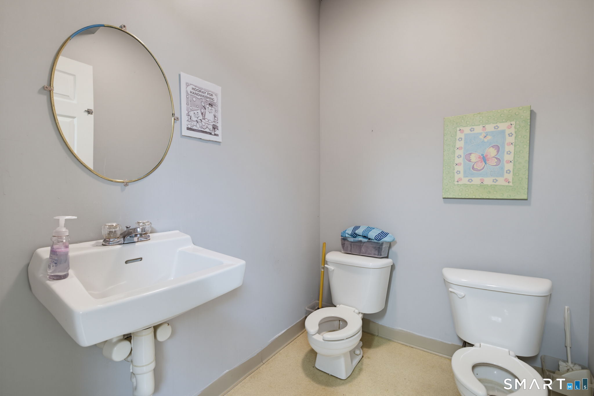 605 Foxon Road North Branford CT 06471
