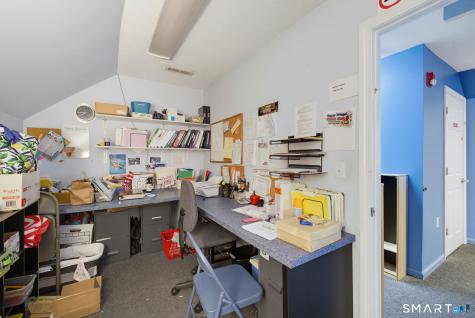 605 Foxon Road North Branford CT 06471