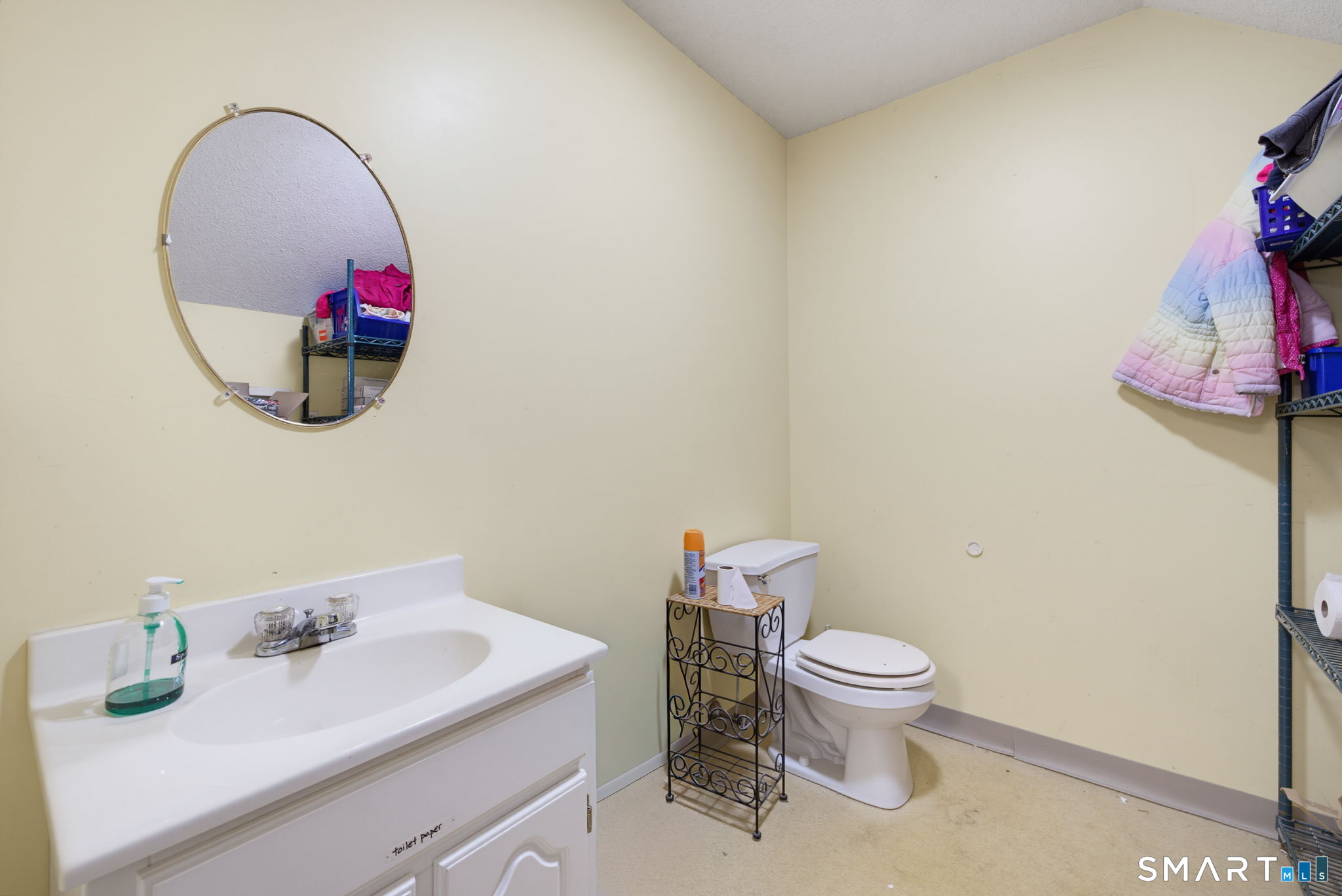 605 Foxon Road North Branford CT 06471
