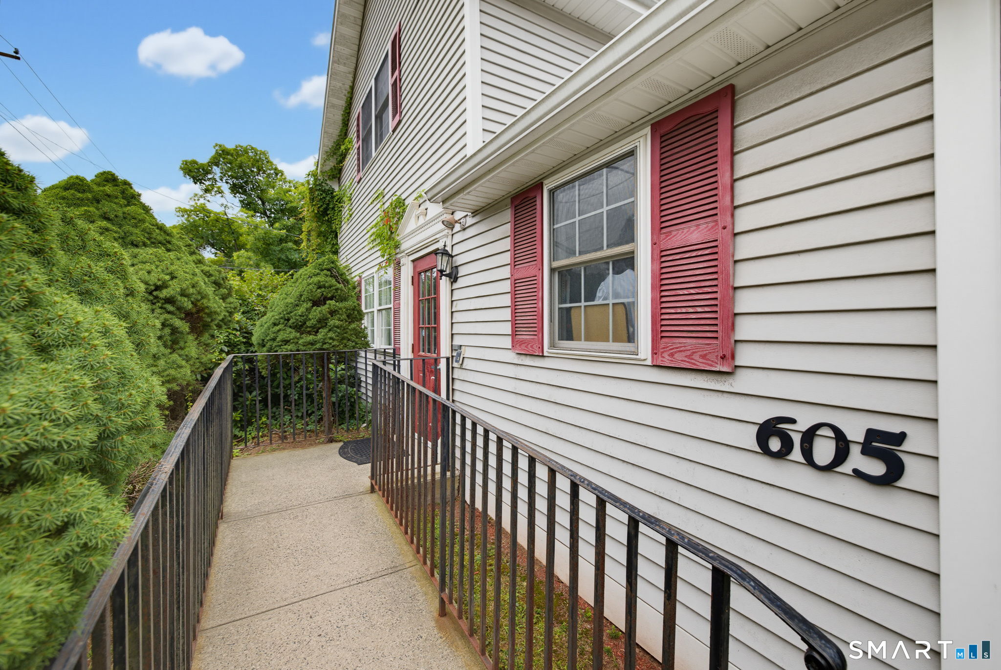 605 Foxon Road North Branford CT 06471