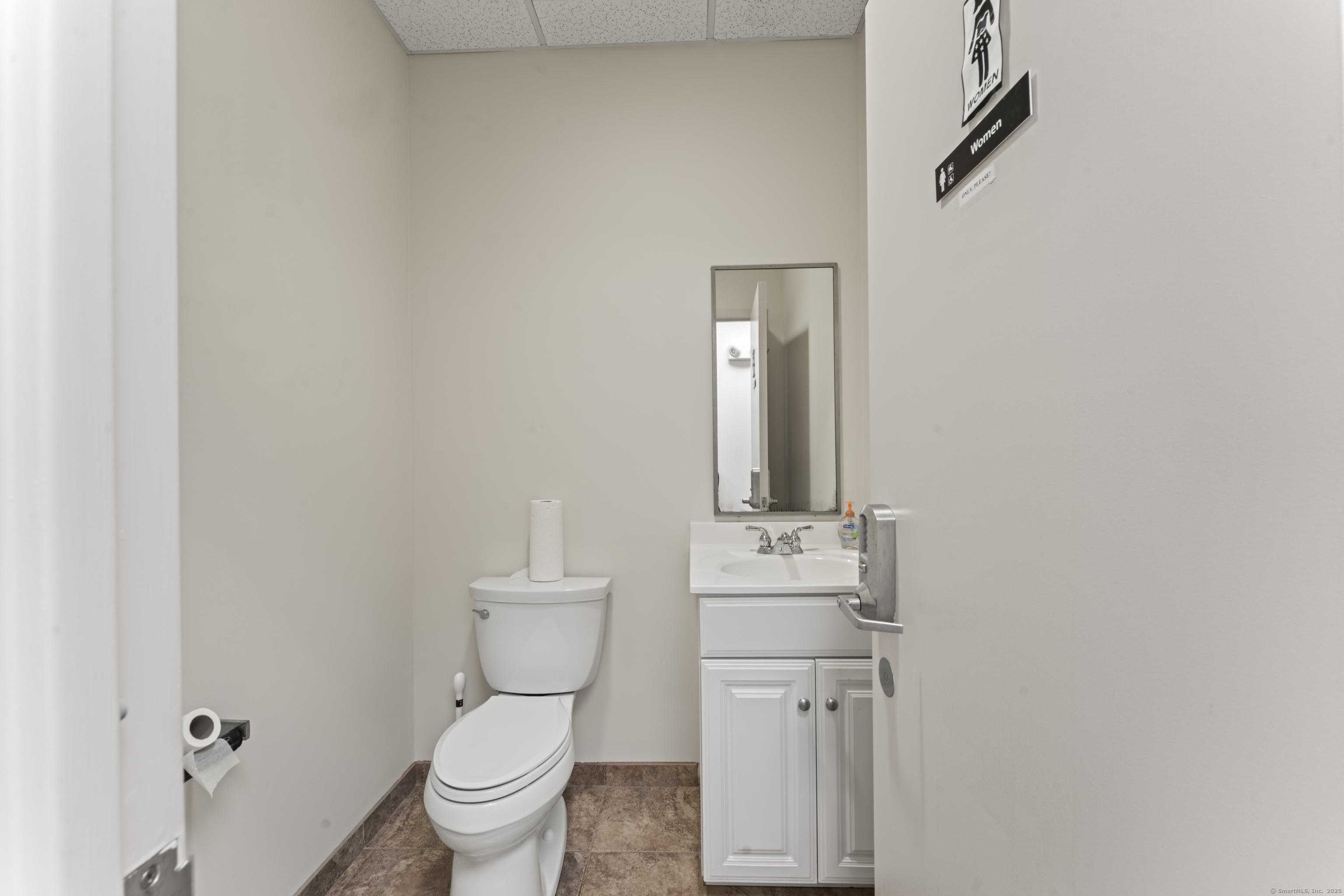 23 Ryan Street Stamford CT 06907